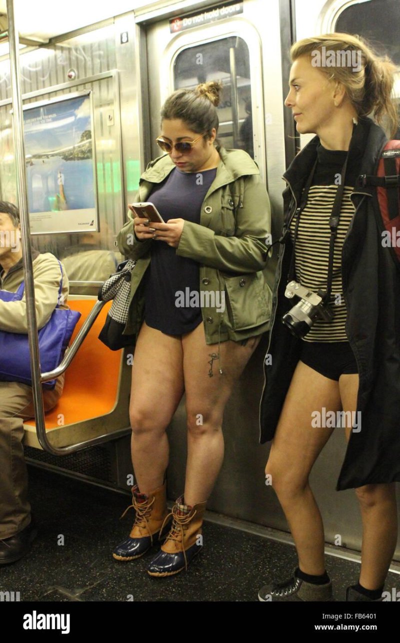 No pants subway ride new york