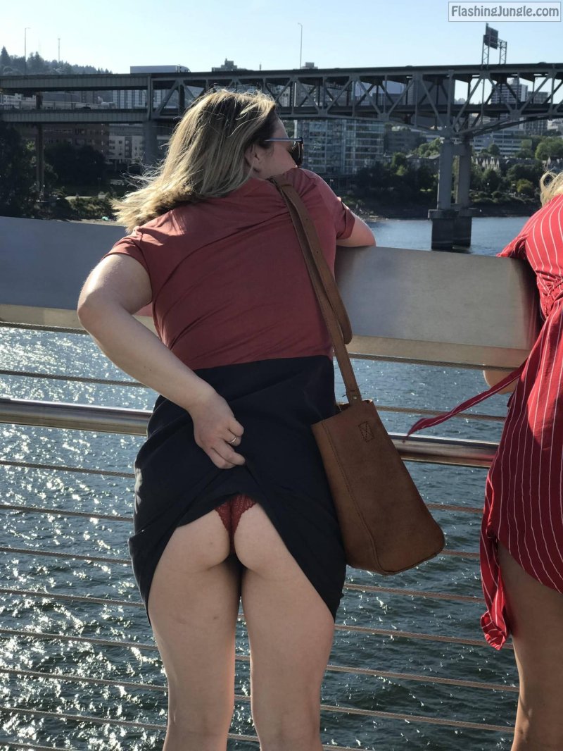 The wind lifts skirts