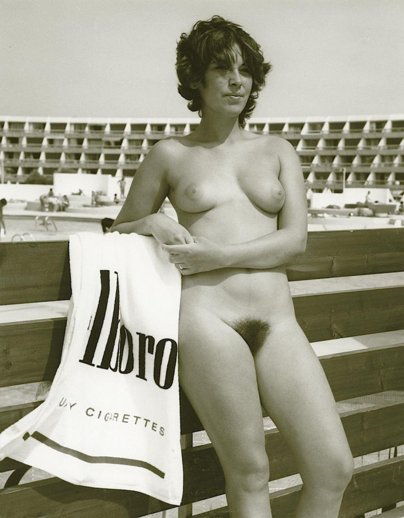 Nudist retro