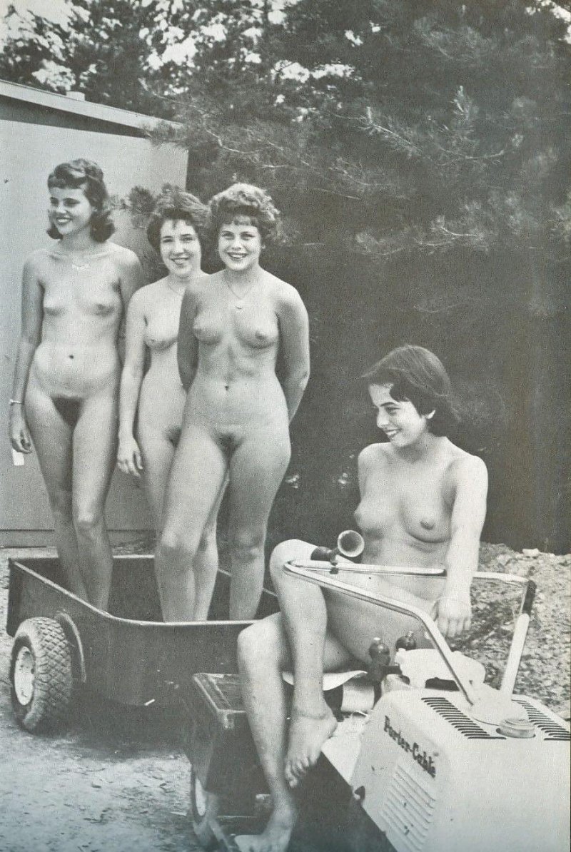Family retro naked