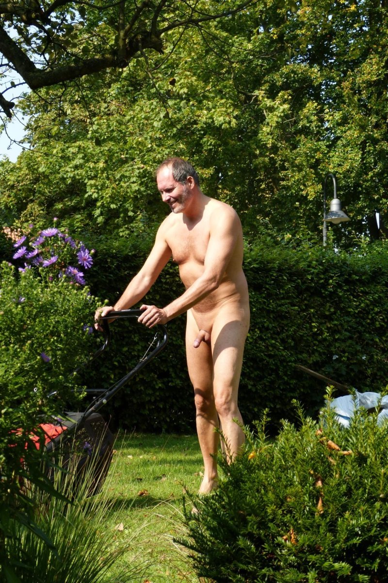 World naked gardening day