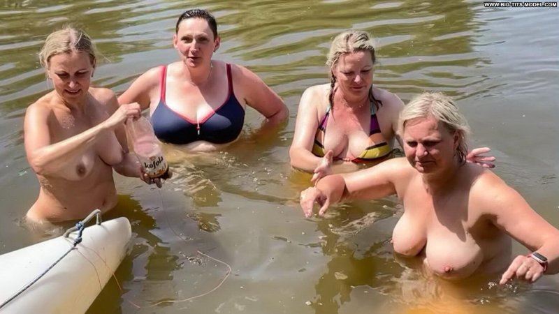 Tits beach