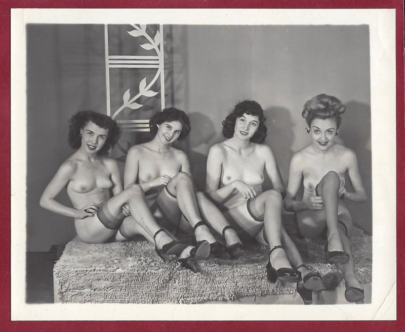 Retro naked women rare