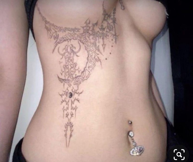 Tattoo on the stomach