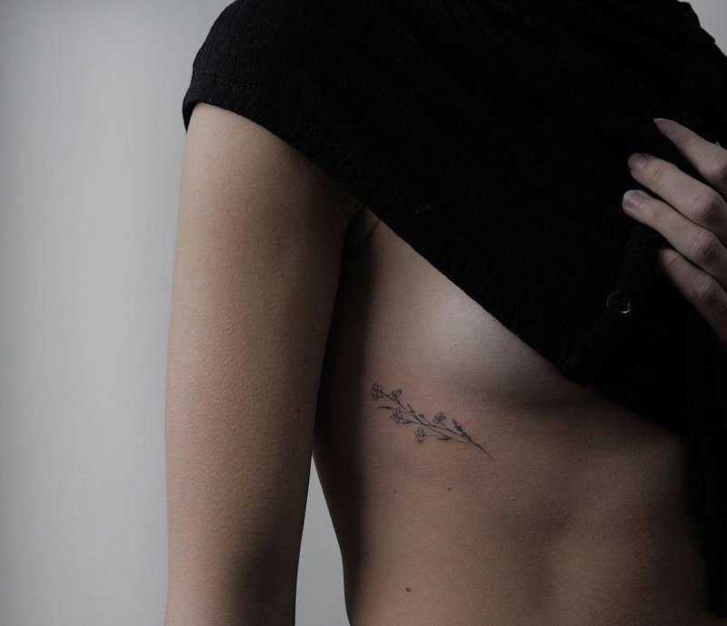 Female tattoo