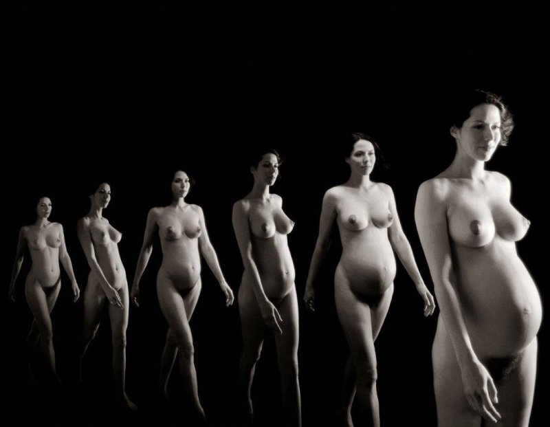 A lot of naked pregnant women