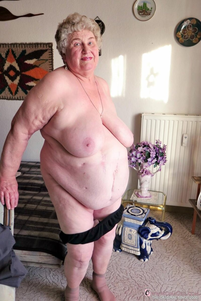 Omageil Grandmother Naked