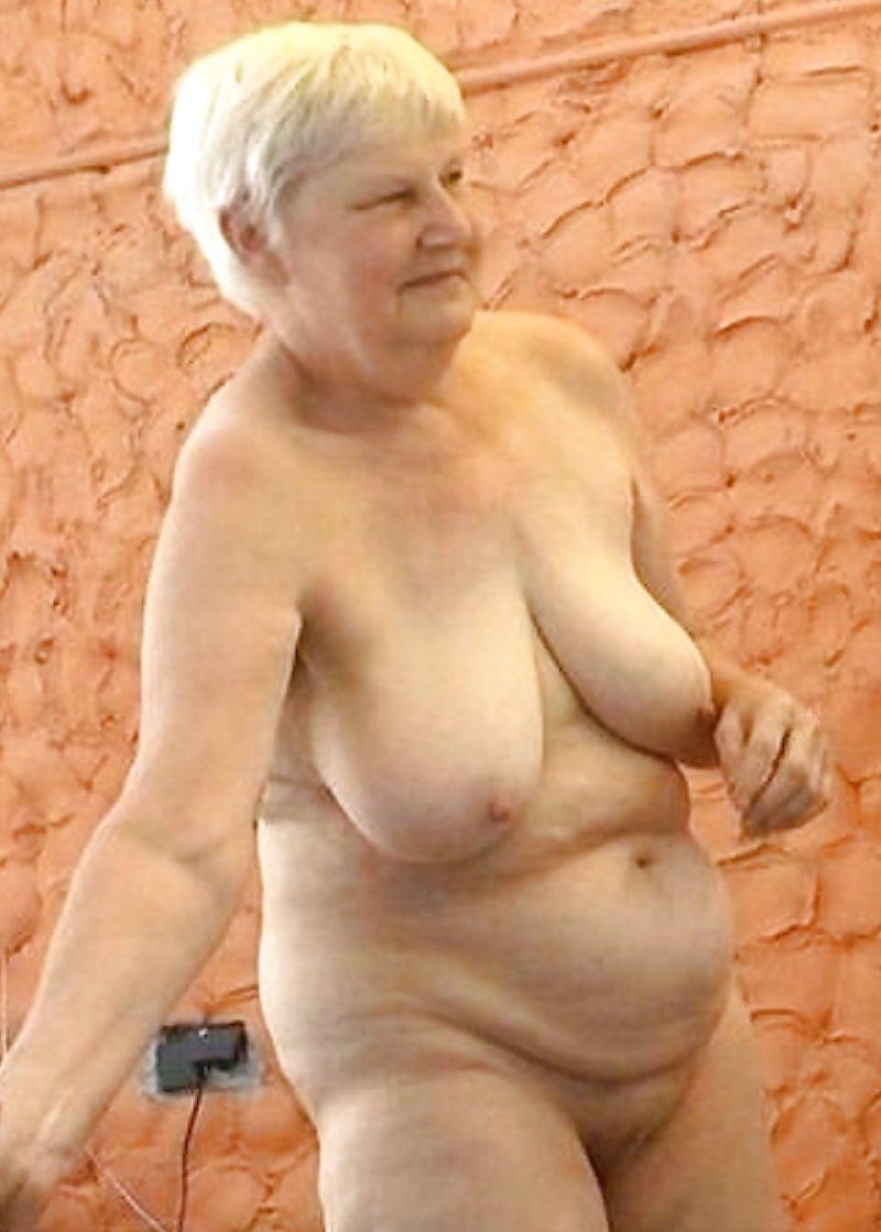 Photoshoot of naked grandmothers