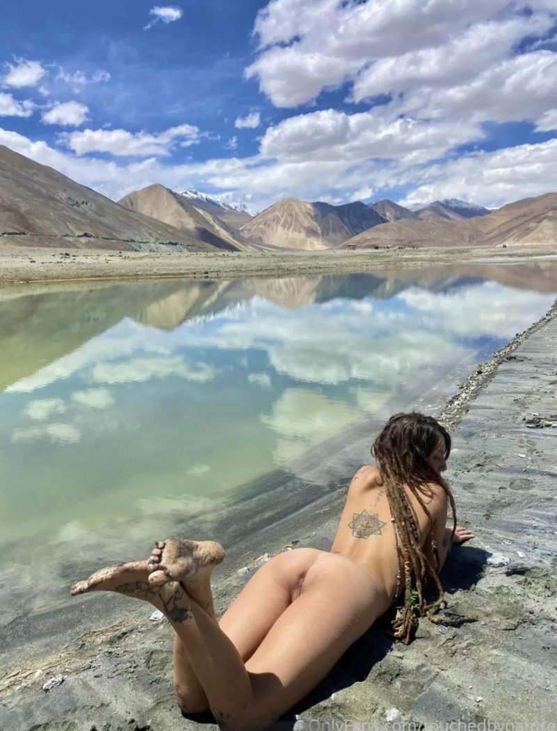 Lake Mountains