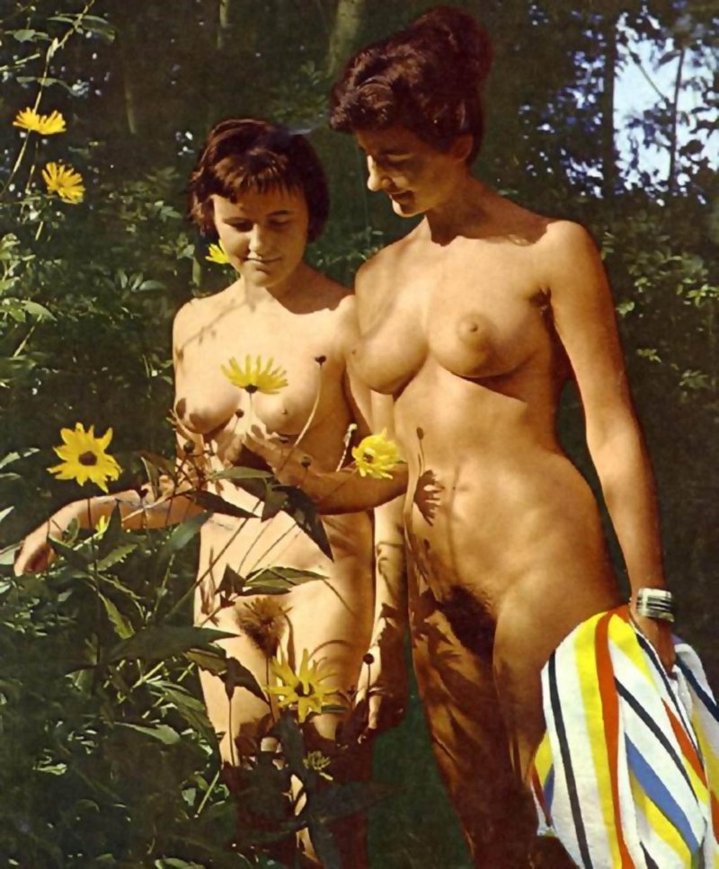 Retro mature peeping