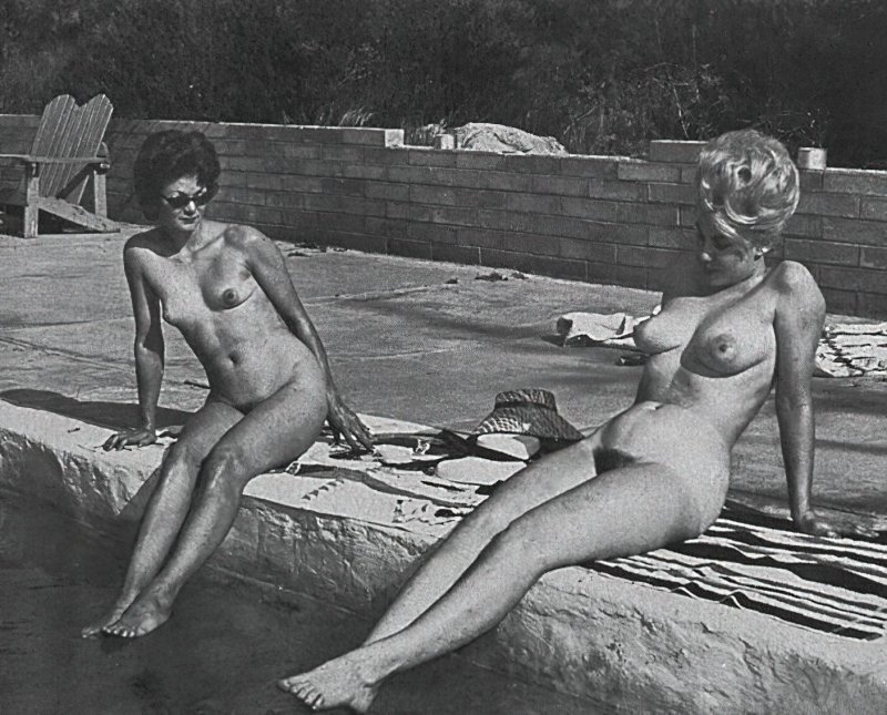 Retro nudism