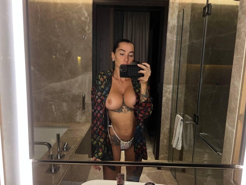 Alena Omovich Naked