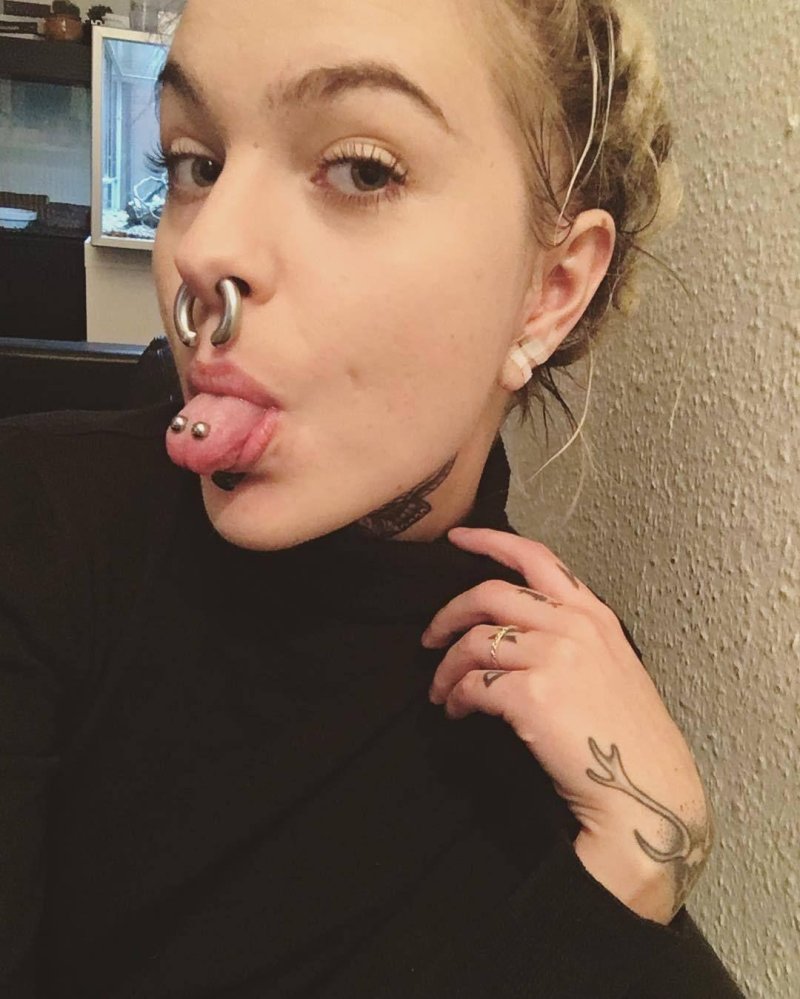 Septum for a long nose