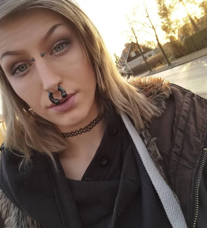 Jizus septum is black