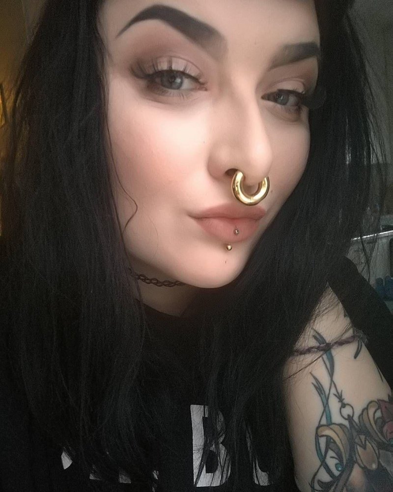 Nostril piercing