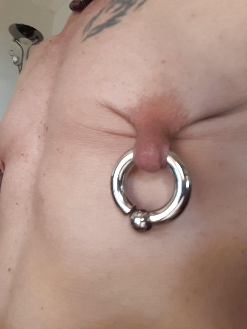 Male piercing nipples
