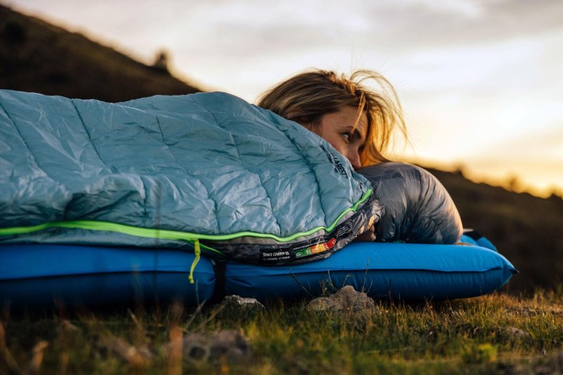 Tourist sleeping bag