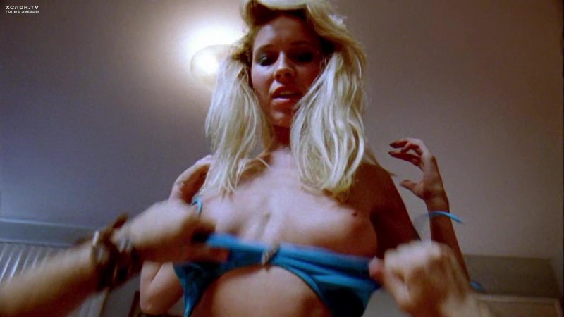 Naked Gwyneth Paltrow in films