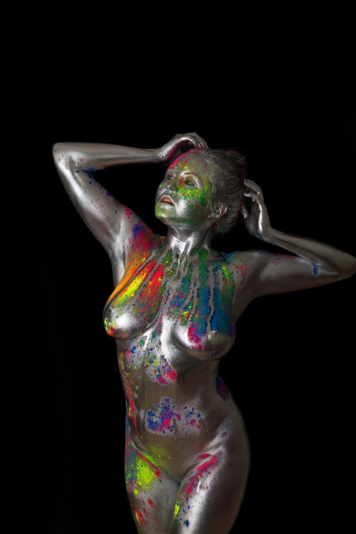 Naked bodyar