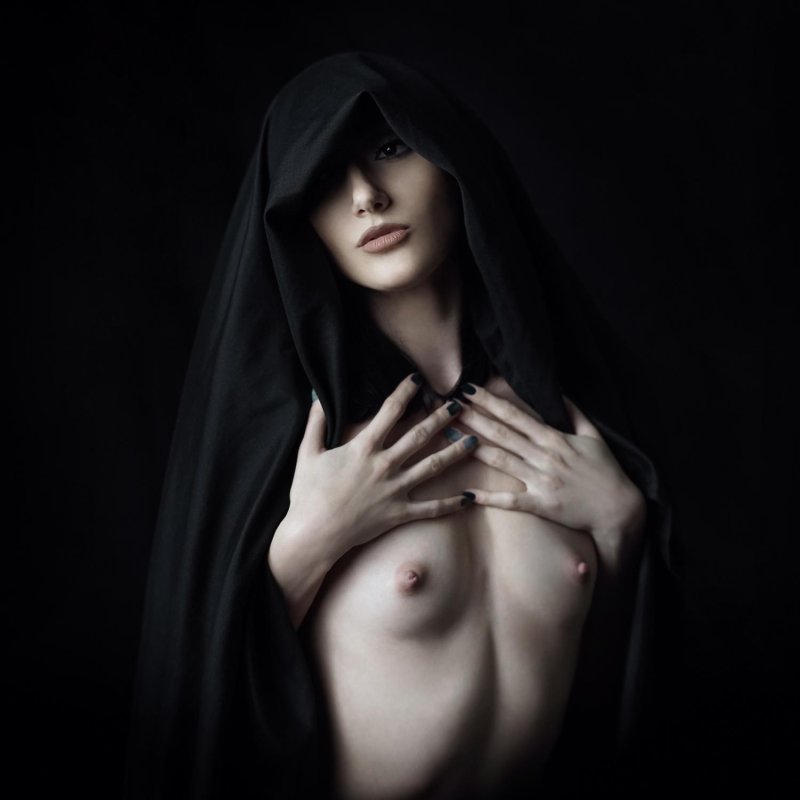 Gothic girl