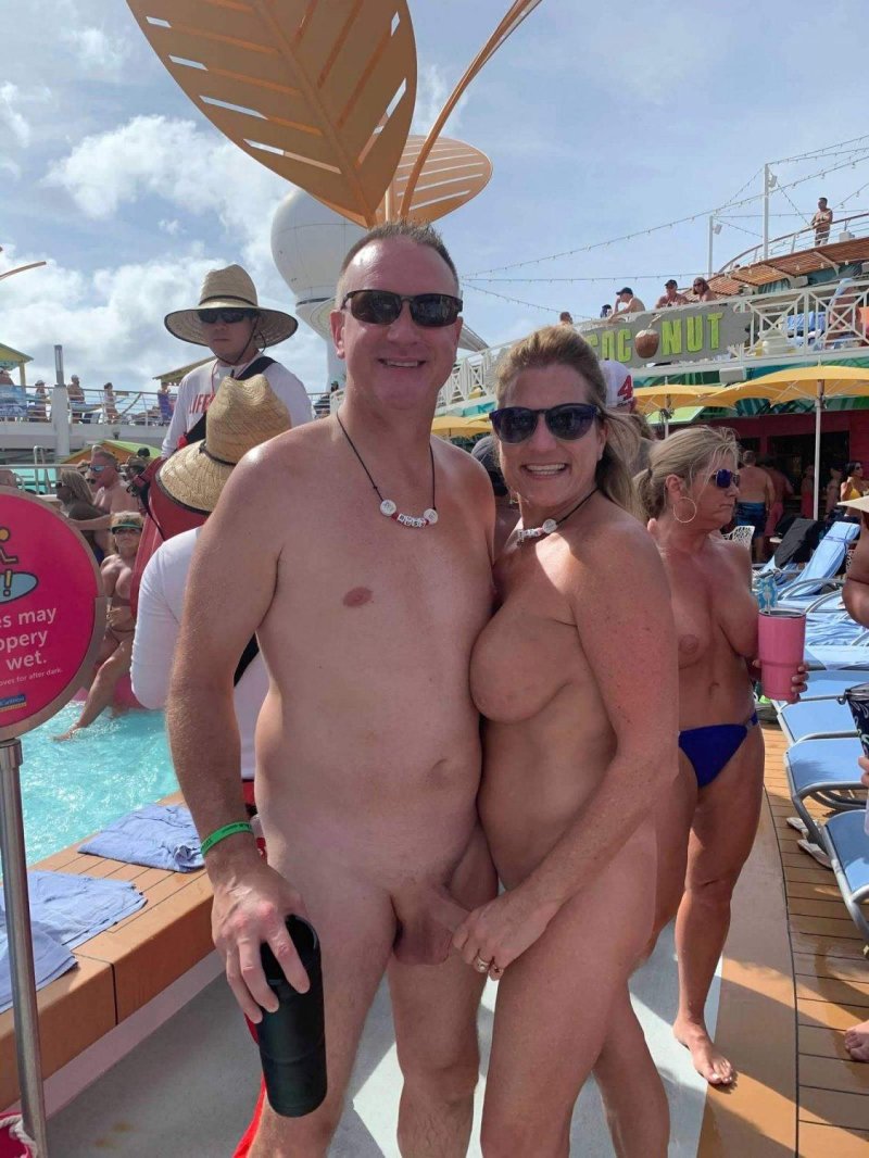 Nudists on vacation
