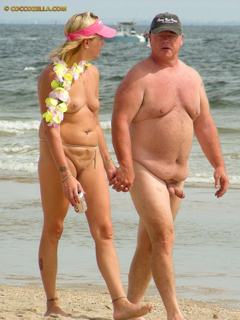 Nudist couple brighton beach england coccozella