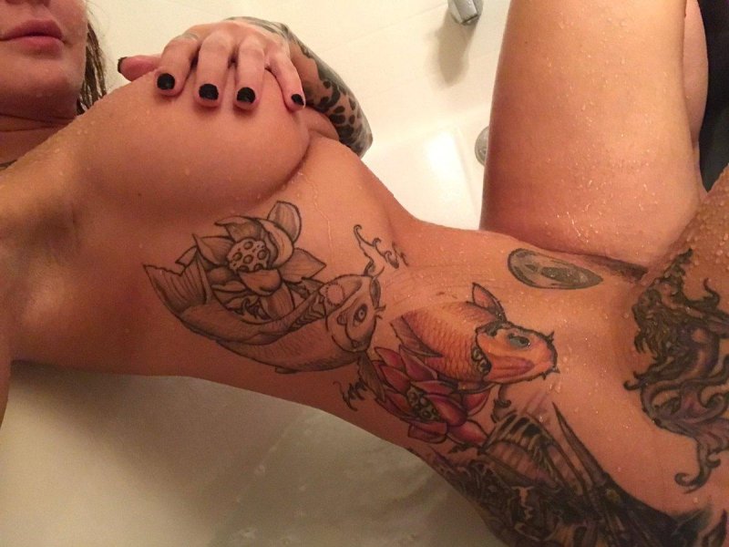 Nude tattoo