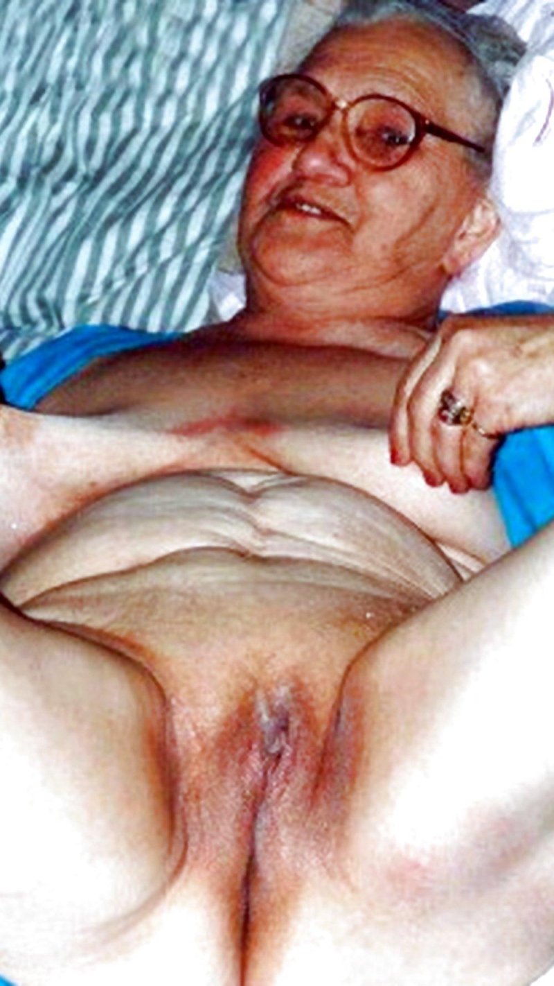 Very old naked grandmothers