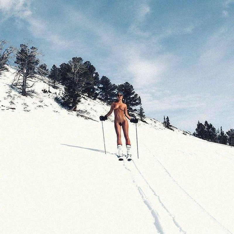 Naked skiing