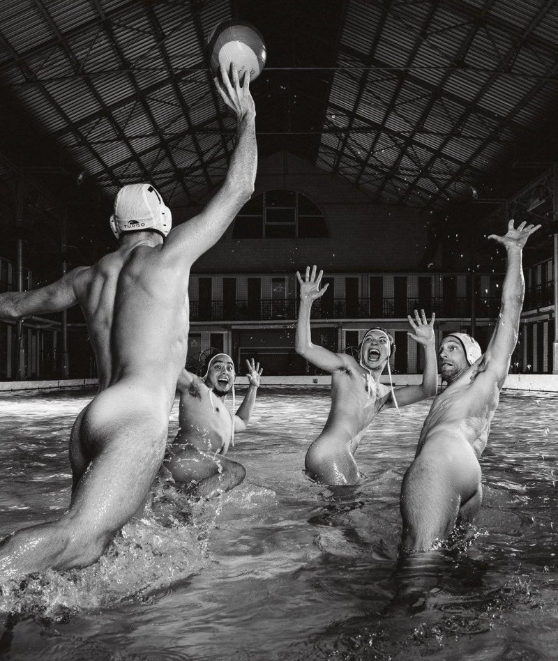 Sport naked