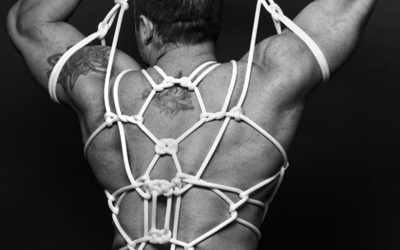 Shibari men