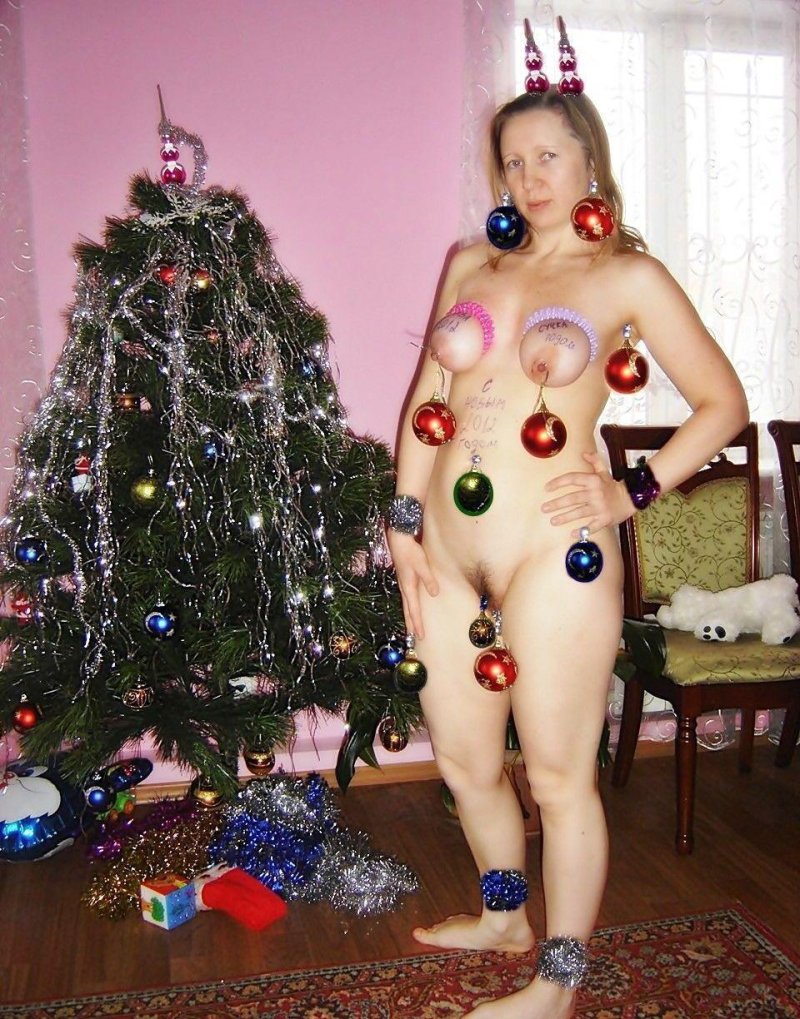Naked women for the New Year