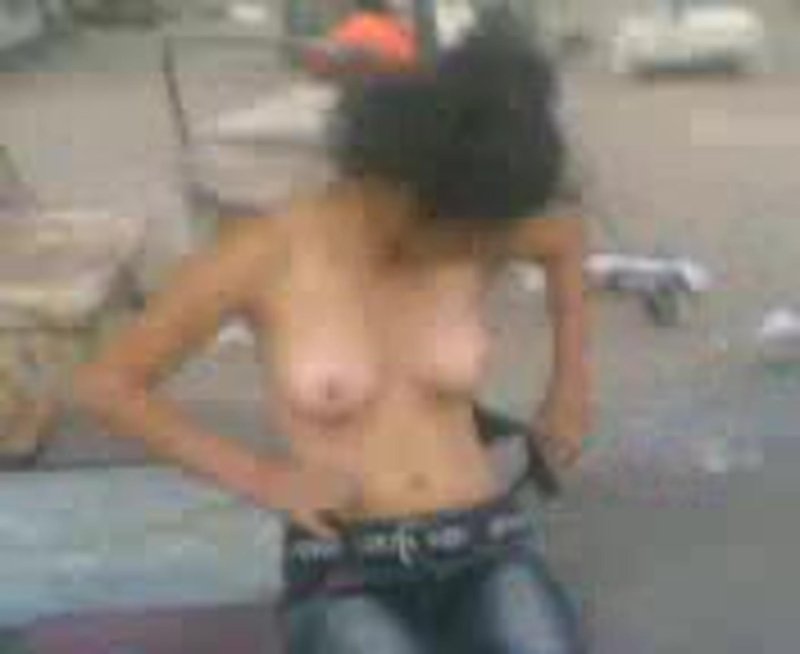 Uzbek women striptease